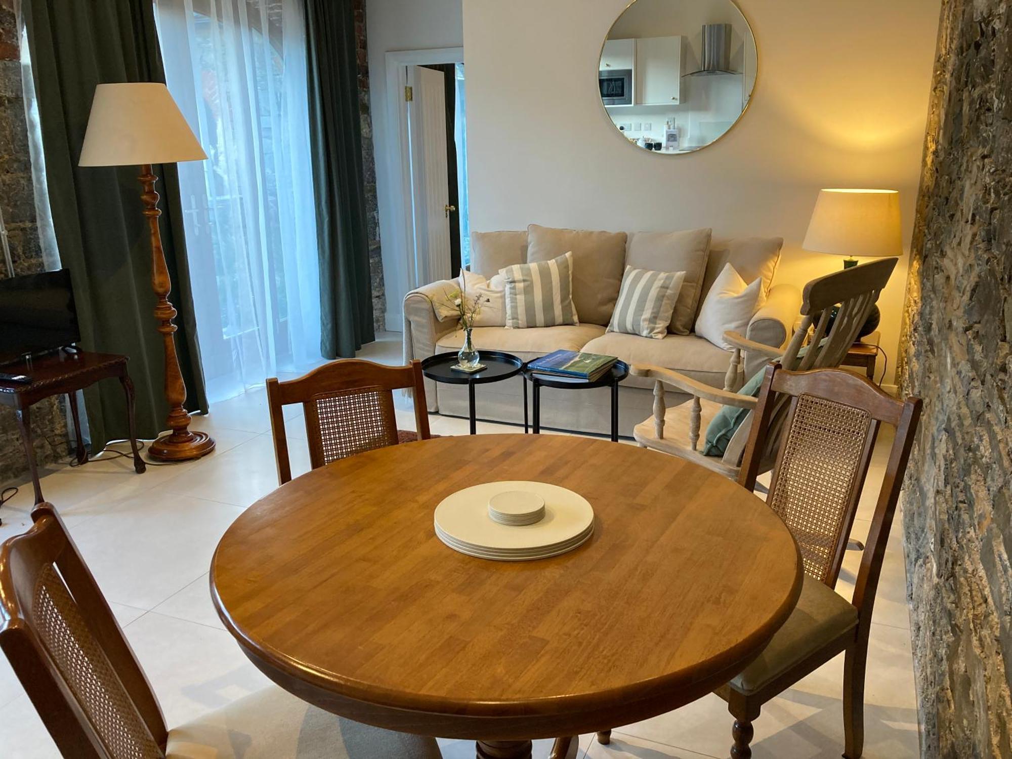 The Garden Rooms At The Courtyard,Townley Hall โดรฮาดา ภายนอก รูปภาพ